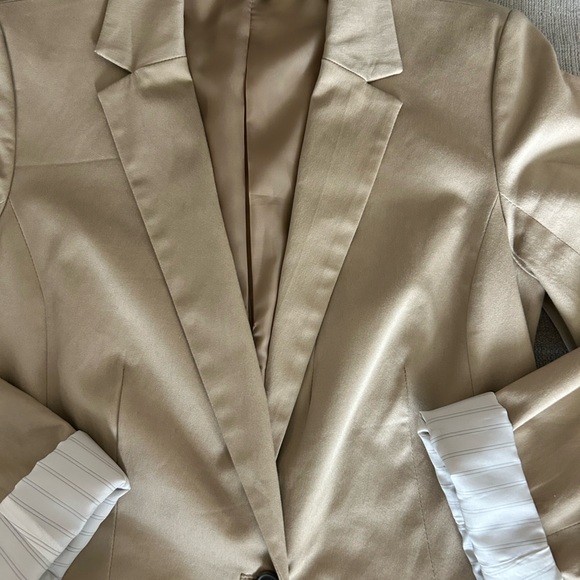 Mossimo Blazer - Picture 2 of 4